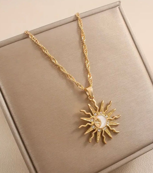 Collier Solara